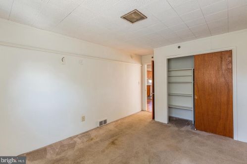 130 Delp Rd, Lancaster PA  17601-3906 exterior