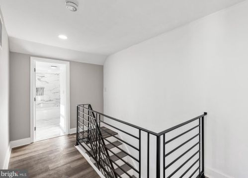 15 Franklin Ave, Beverly NJ  08010-1709 exterior