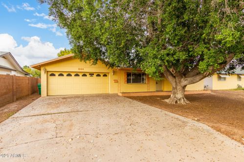 844 10th St, Mesa, AZ 85201-3922