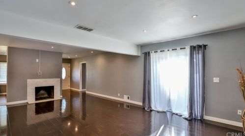 1825 Diana Ave, Anaheim CA  92805-5422 exterior