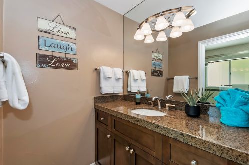 50076 Calle Rosarita, La Quinta CA  92253-2528 exterior