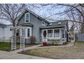 1112 7th St, Hudson WI  54016-1318 exterior