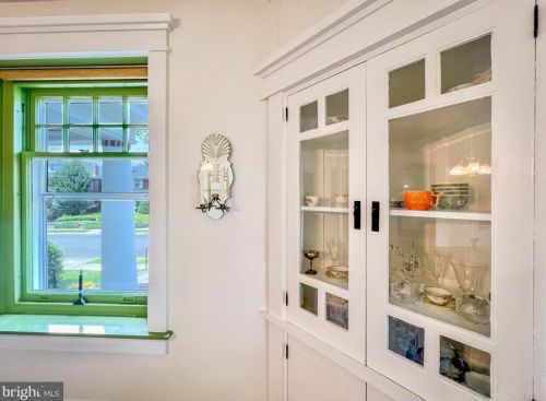 718 Columbia Ave, Lansdale PA 19446-3311 exterior