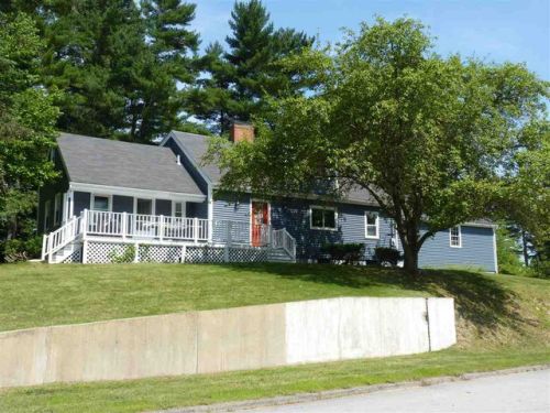 1 Evans Dr, Dover, NH 03820-4618