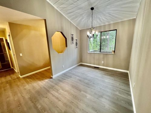 10683 Alta Sierra Dr, Grass Valley CA  95949-6847 exterior