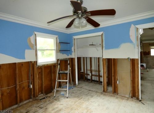 108 Bridge St, Manville NJ  08835-2328 exterior