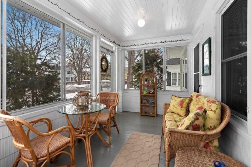 1058 Kellogg St, Green Bay, WI 54303-2969