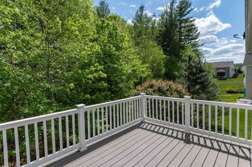 17 Summerfield Way, Amherst, NH 03031-2869