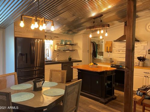 726 Goldmine Ln, San Tan Valley, AZ 85140-8152