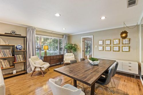 9335 Frst Hl Blvd, Dallas TX 75218-4004 exterior