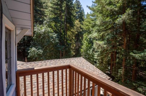 10550 Creekwood Dr, Felton CA  95018-8942 exterior