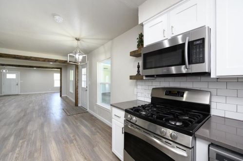 918 Hillcrest St, Denton TX  76201-2407 exterior