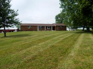 9174 Johnstown Utica Rd, Johnstown, OH 43031-9403