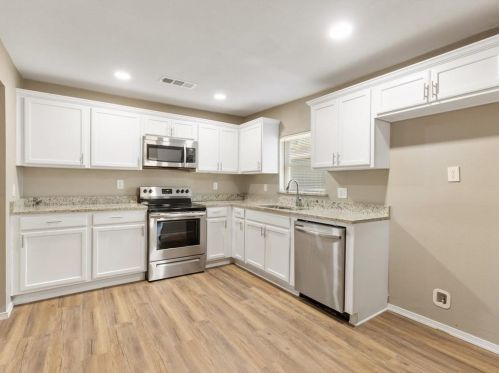 3730 Copeland St, Dallas TX 75210-2122 exterior