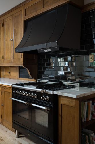 6578 Washington Cir, Milwaukee WI 53213-2460 exterior