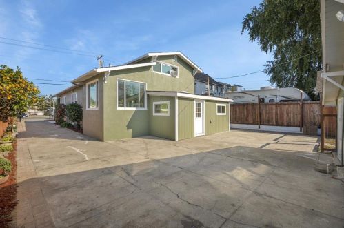21437 Msn Blvd, Hayward CA  94541-2015 exterior