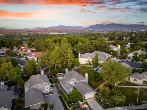 26358 Woodlark Ln, Santa Clarita, CA 91355-3518