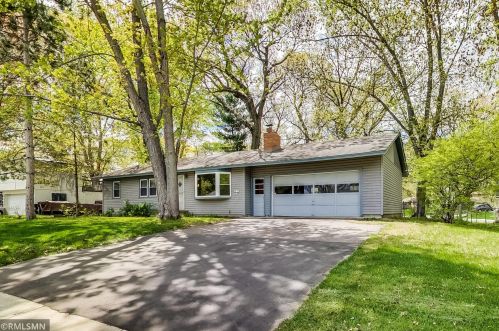 243 Star Ln, Lino Lakes, MN 55014-1634