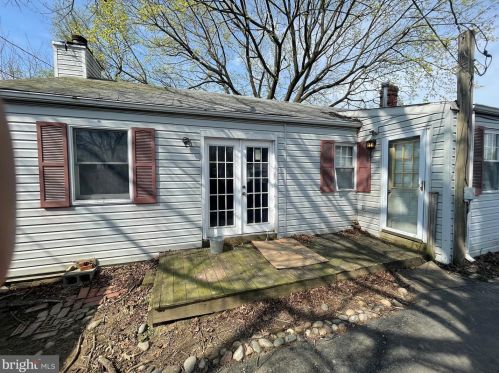 704 Harwood Rd, Wilmington, DE 19804-2659