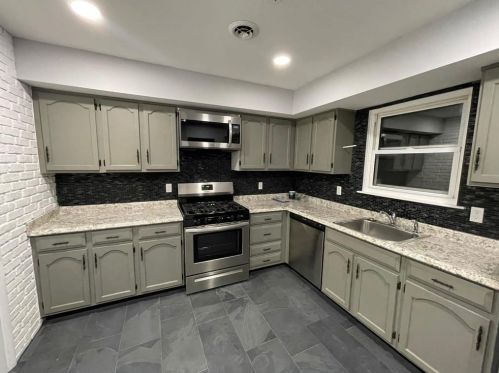 113 Vista Dr, Easton PA  18042-7201 exterior