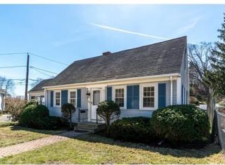 190 Weston St, Waltham MA  02453-1709 exterior