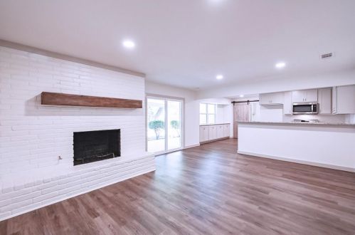 6416 Trail Lake Dr, Fort Worth TX  76133-4823 exterior