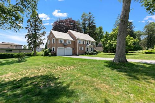 8 Hillside Rd, United States Coast Guard Ac, CT 06320-2921