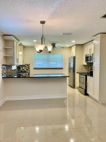 235 Cardinal Ln, Delray Beach, FL 33445-1831