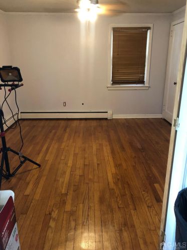 377 William St, Piscataway NJ 08854-6057 exterior