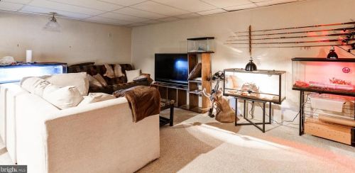 6328 Chesterfield Ln, Navy Sup Dpt PA  17050-2820 exterior