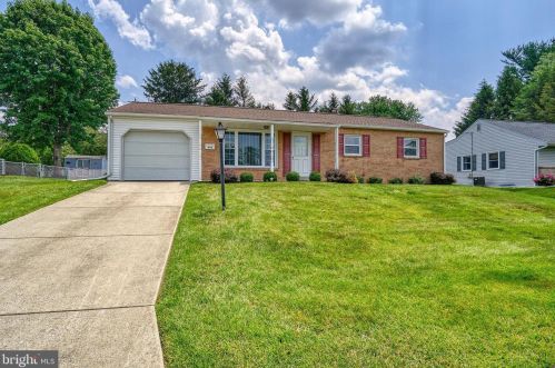 618 Grandview Ave, Camp Hill PA  17011-1816 exterior