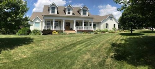 142 Regatta Ct, Valpo, IN 46385-8565