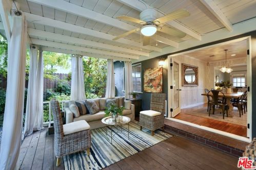 5528 Buffalo Ave, Van Nuys CA 91401-5226 exterior