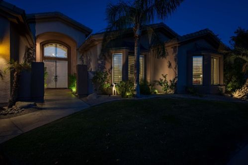 8 King Edward Ct, Rancho Mirage CA  92270-1621 exterior