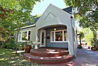 732 36 St, Sacramento CA  95816-4556 exterior