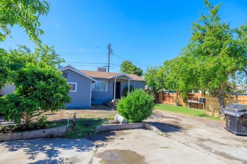 2936 Patterson Rd, Riverbank CA  95367-2811 exterior