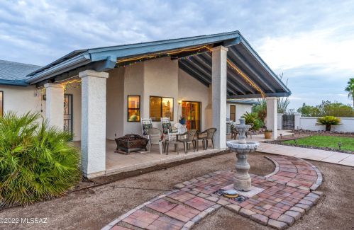 4610 Cerritos Dr, Tucson, AZ 85745-9558