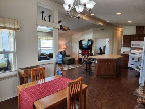 5018 Old Cliffs Rd, San Diego, CA 92120-1150