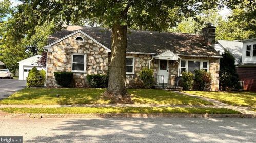 1027 York Ave, Lansdale, PA 19446-3334