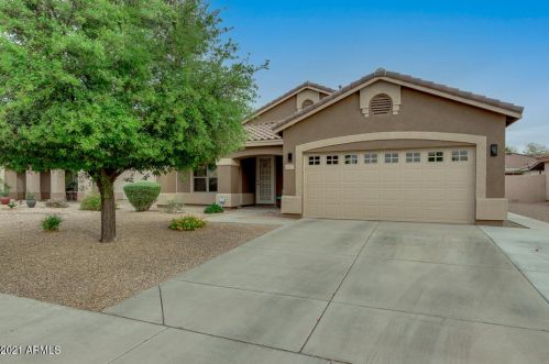 3527 Claxton Ave, Gilbert, AZ 85297-7404