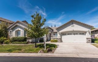 671 Hawkcrest Cir, Sacramento CA  95835-2032 exterior