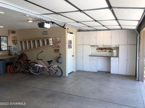 40 Pinon Dr, Sedona AZ 86336-5047 exterior