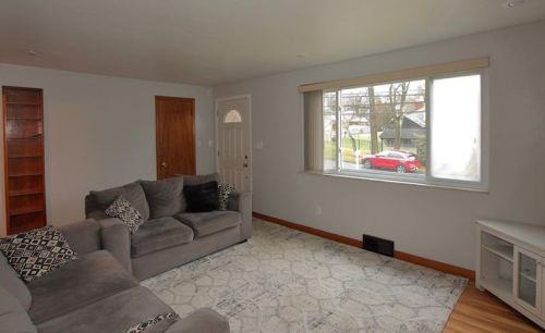 105 Elfinwild Ln, Glenshaw, PA 15116-1448