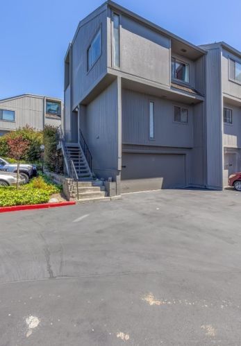 17990 Azalea Rd, Hayward, CA 94541-4609