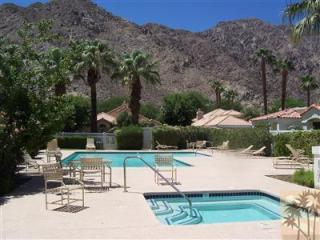 55212 Riviera, La Quinta CA  92253-5701 exterior