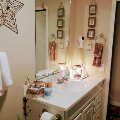 210 Fairview Ave, Washington Ch OH  43160-1247 exterior