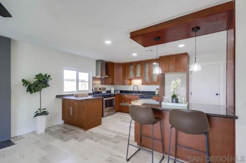 6788 Benson Ave, San Diego CA  92114-5833 exterior