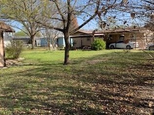 7500 Delafield Ln, Austin TX  78752-1311 exterior