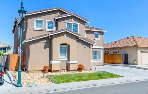2108 Arabian Dr, Fairfield, CA 94534-7442