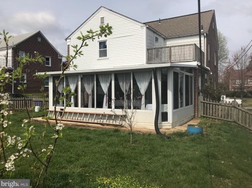 26 Johns Rd, Cheltenham PA  19012-1420 exterior